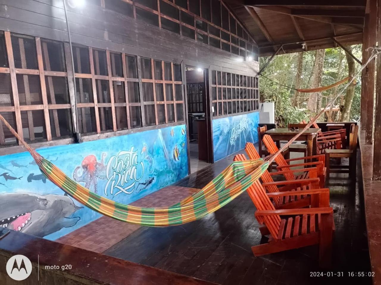 Pirate Drake Beach Hostel & Tour Company Drake Bay Exterior foto
